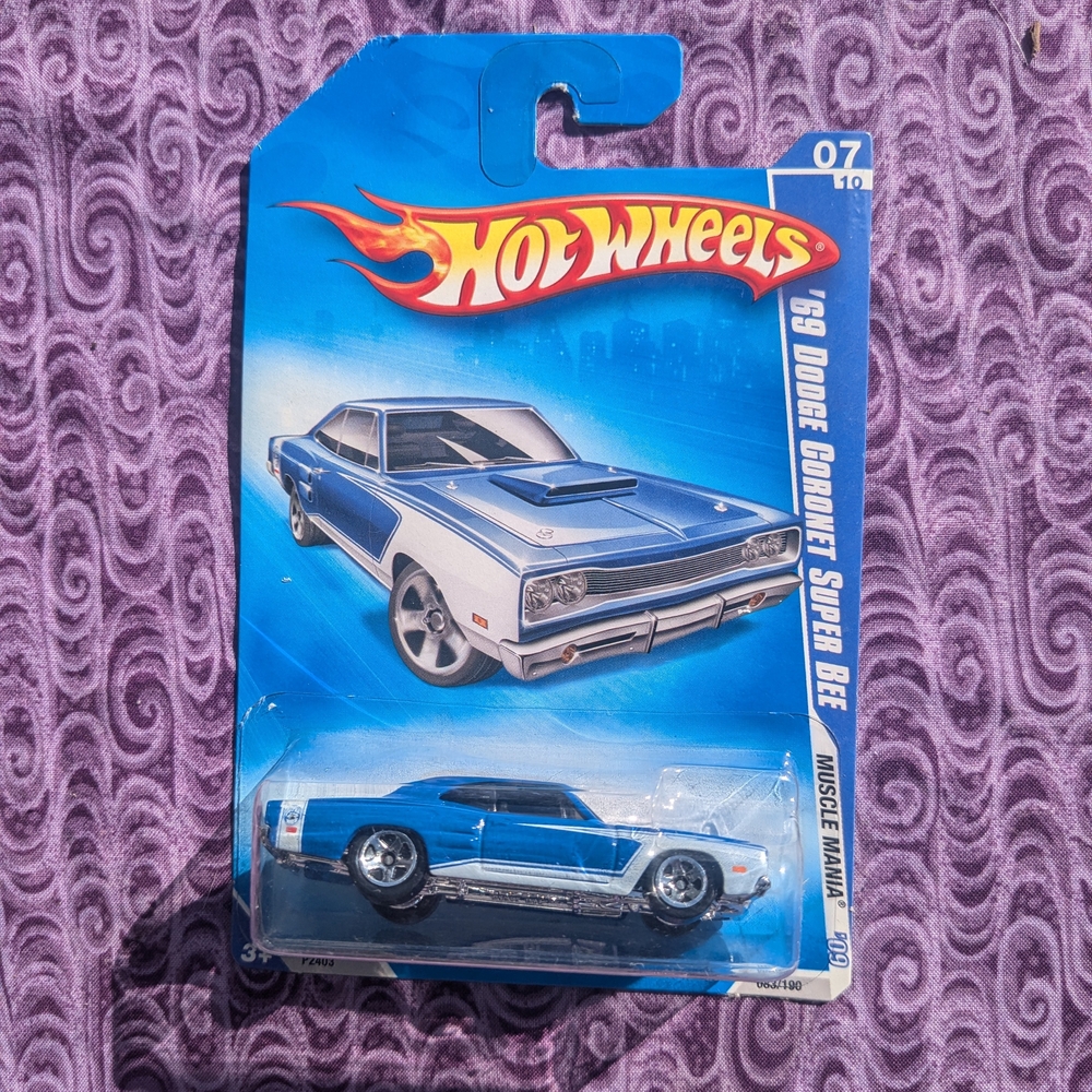 Hot Wheels Blue '69 Dodge Coronet Super Bee